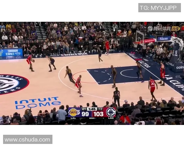 湖人快船对决回顾：2003年3月6日的经典比赛瞬间与精彩表现分析