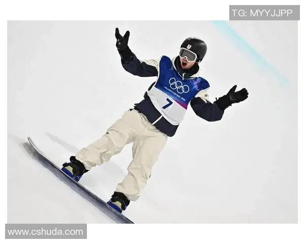 单板滑雪U型场所技巧世界杯男子组资格赛 中国王梓阳晋级决赛 单板滑雪U型场所技巧世界杯男子组资格赛 中国王梓阳晋级决赛